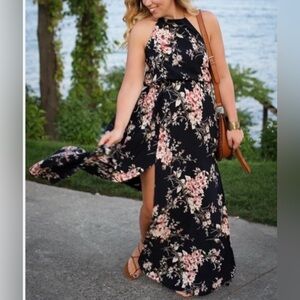 NWT! Lulus Floral Dress